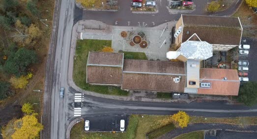 Flygfoto kommunhuset.png